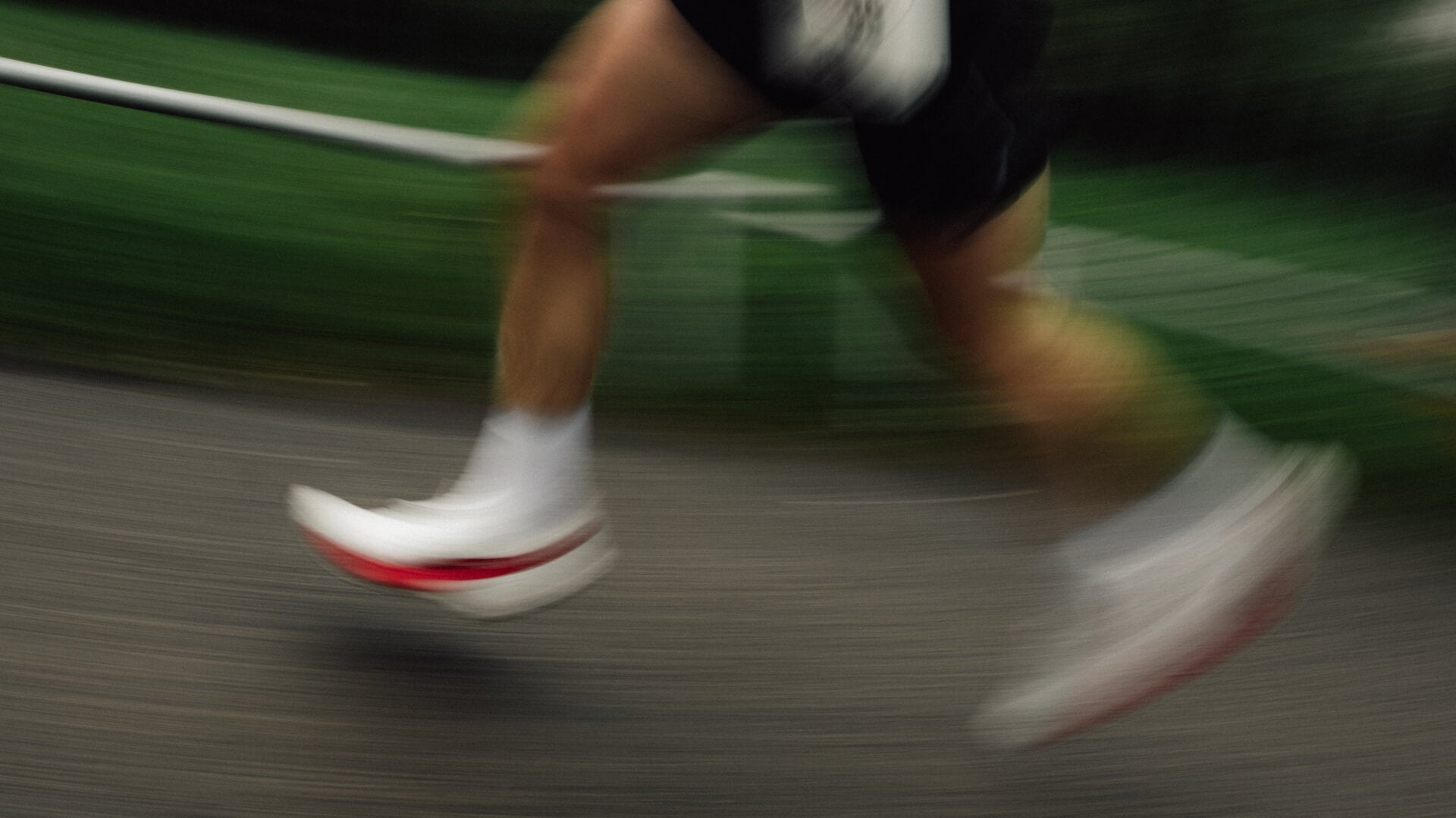 Laktatparty im Olympiapark: Spitzenzeiten und Partystimmung trotz Regen